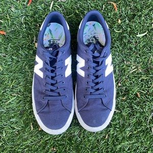 New Balance 210 Canvas Men’s Size 11 Shoes
